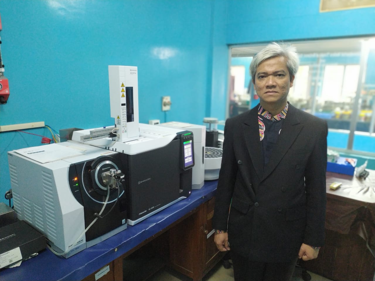 Kholis Abdurachim Audah, Ph.D with Assoc. Prof. Dr. Alena Sevcu, Head of Environmental Microbiology Laboratory, TUL